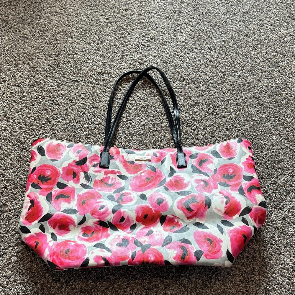 Kate Spade Shore Street Margarita Floral Tote See handle wear/ink spot in photo